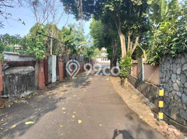 Tanah Dijual Area Strategis di Kalibata Jakarta Selatan 697m2 Tanah Dijual Area Strategis di Kalibata Jakarta Selatan 697m2