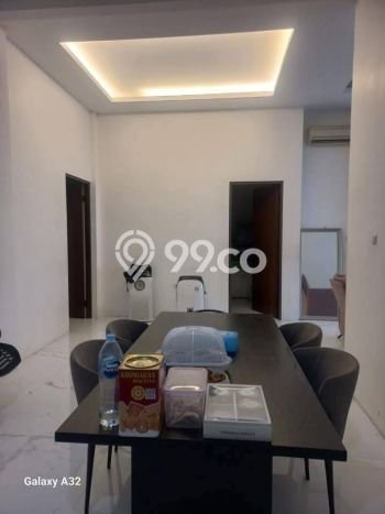 FOR SALE Kost 13 Kamar, 12 Kamar Mandi di Kebayoran Lama, Jakarta Selatan, Luas 280m2 FOR SALE Kost 13 Kamar, 12 Kamar Mandi di Kebayoran Lama, Jakarta Selatan, Luas 280m2