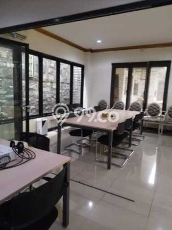 Rumah Luxury Modern Siap Huni di Ragunan Jakarta Selatan Rumah Luxury Modern Siap Huni di Ragunan Jakarta Selatan