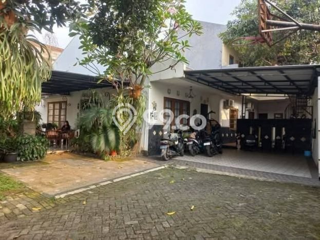 Dijual Segera Kost 9 Kamar, 3 Kamar Mandi di Ciputat, Tangerang Selatan, Luas 225m2 Dijual Segera Kost 9 Kamar, 3 Kamar Mandi di Ciputat, Tangerang Selatan, Luas 225m2
