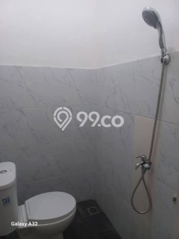 FOR SALE Kost 13 Kamar, 12 Kamar Mandi di Kebayoran Lama, Jakarta Selatan, Luas 280m2 FOR SALE Kost 13 Kamar, 12 Kamar Mandi di Kebayoran Lama, Jakarta Selatan, Luas 280m2