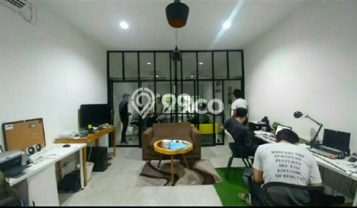 Ruko Dijual di Jakarta Selatan LT 98m2 & LB 181m2 Lokasi Terbaik! Ruko Dijual di Jakarta Selatan LT 98m2 & LB 181m2 Lokasi Terbaik!