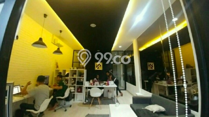 Ruko Dijual di Jakarta Selatan LT 98m2 & LB 181m2 Lokasi Terbaik! Ruko Dijual di Jakarta Selatan LT 98m2 & LB 181m2 Lokasi Terbaik!
