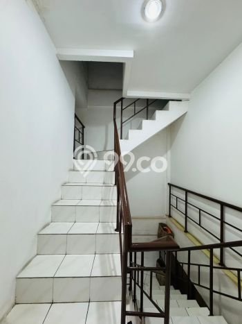 Ruko Bagus Dijual LB 150m2 Lokasi Strategis Jakarta Barat Area Cocok untuk Berbisnis Ruko Bagus Dijual LB 150m2 Lokasi Strategis Jakarta Barat Area Cocok untuk Berbisnis