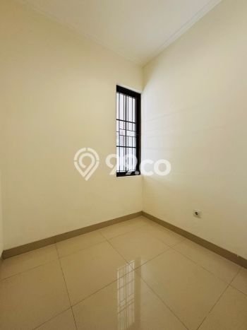 For Sale Hunian Rumah Terawat 2 KT di Green Lake City, Jakarta Barat For Sale Hunian Rumah Terawat 2 KT di Green Lake City, Jakarta Barat