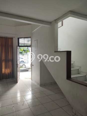 Ready to Use! Luxury House LT 162m2 Desain Elegan di Semanan Ready to Use! Luxury House LT 162m2 Desain Elegan di Semanan