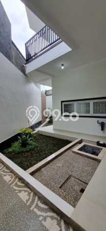 Jual Rumah Mewah Megah Dengan View Cantik di Poris, Tangerang Jual Rumah Mewah Megah Dengan View Cantik di Poris, Tangerang