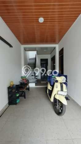 Dijual Cepat Rumah Bagus Siap Huni LB 100m2 di Karang Tengah, Tangerang Dijual Cepat Rumah Bagus Siap Huni LB 100m2 di Karang Tengah, Tangerang