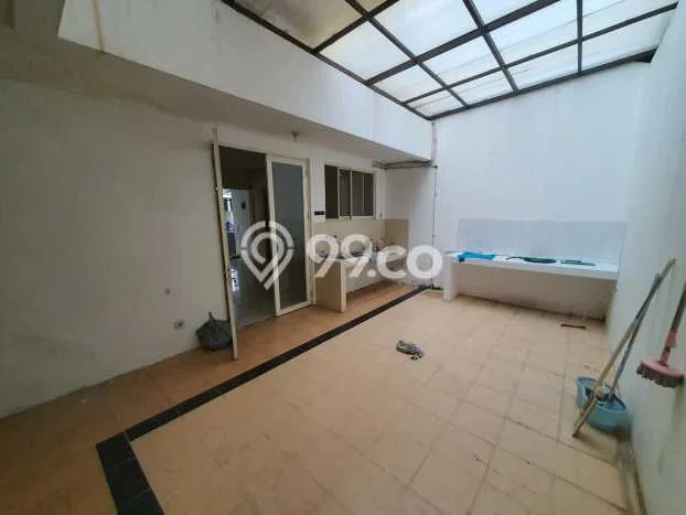 Disewakan Rumah Harga Terjangkau di Puri Mansion Jakarta Barat Punya 3 Kamar Tidur Disewakan Rumah Harga Terjangkau di Puri Mansion Jakarta Barat Punya 3 Kamar Tidur