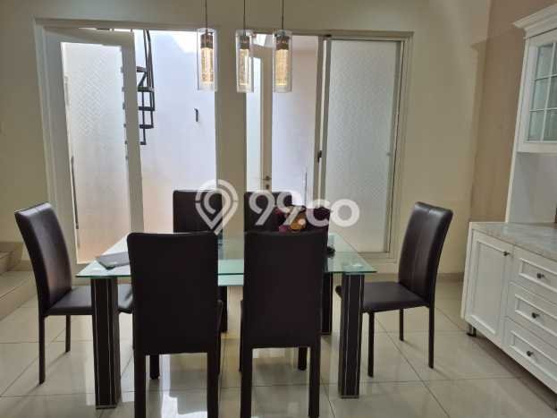 Rumah Disewakan Jakarta Barat LT 120m2 LB 200m2 Area Puri Mansion Rumah Disewakan Jakarta Barat LT 120m2 LB 200m2 Area Puri Mansion