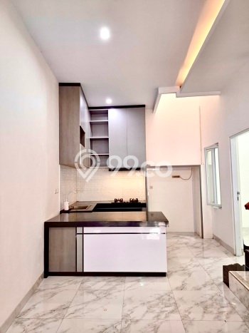 Rumah Luas Asri 4 KT Siap Huni di Cipinang Jakarta Timur Rumah Luas Asri 4 KT Siap Huni di Cipinang Jakarta Timur