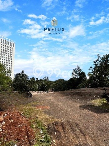Tanah Dijual Lokasi Strategis di Jakarta Selatan dengan Luas 32000m2 Tanah Dijual Lokasi Strategis di Jakarta Selatan dengan Luas 32000m2