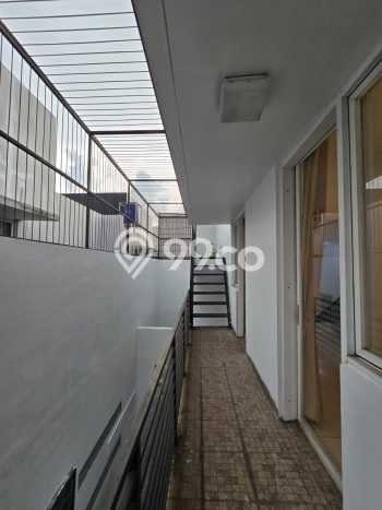 Jarang Ada! Rumah Kontrakan 4 Kamar Nyaman Siap Huni Sektor 7-Bintaro Jarang Ada! Rumah Kontrakan 4 Kamar Nyaman Siap Huni Sektor 7-Bintaro