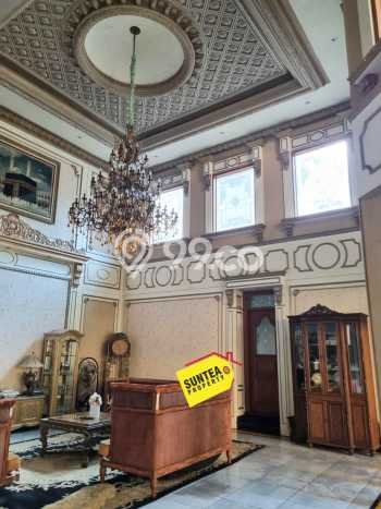 Rumah Eksklusif Dijual LT 1000m2 di Menteng, Jakarta Pusat Rumah Eksklusif Dijual LT 1000m2 di Menteng, Jakarta Pusat