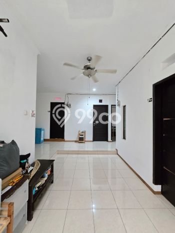 Hunian Mewah LB 200m2 Siap Huni Desain Elegan di Sektor 5 - Bintaro, Tangerang Selatan Hunian Mewah LB 200m2 Siap Huni Desain Elegan di Sektor 5 - Bintaro, Tangerang Selatan