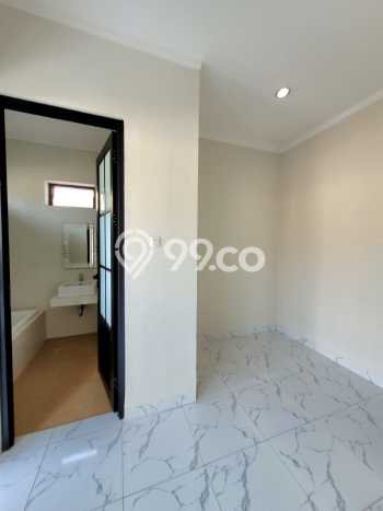 Jual Rumah Mewah Elegan Dengan View Cantik di Sektor 7-Bintaro, Tangerang Selatan Jual Rumah Mewah Elegan Dengan View Cantik di Sektor 7-Bintaro, Tangerang Selatan