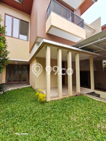 Hunian Mewah LB 400m2 Siap Pakai Desain Elegan di Kemang, Jakarta Selatan Hunian Mewah LB 400m2 Siap Pakai Desain Elegan di Kemang, Jakarta Selatan