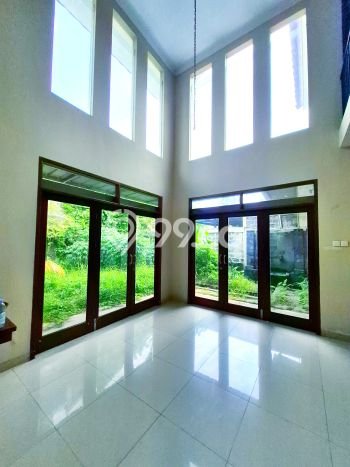 Rumah Luxury Modern Tanpa Renovasi di Bintaro Tangerang Selatan Rumah Luxury Modern Tanpa Renovasi di Bintaro Tangerang Selatan