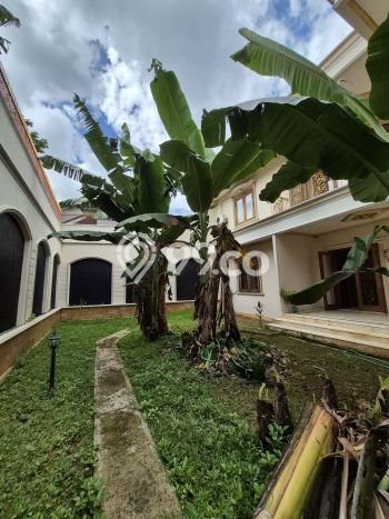 For Sale! Luxury House LT 484m2 Desain Elegan di Bintaro For Sale! Luxury House LT 484m2 Desain Elegan di Bintaro