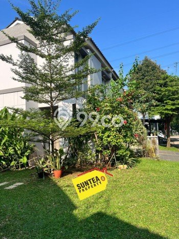 Rumah Mewah LB 187m2 Siap Huni Desain Elegan di Bintaro, Tangerang Selatan Rumah Mewah LB 187m2 Siap Huni Desain Elegan di Bintaro, Tangerang Selatan