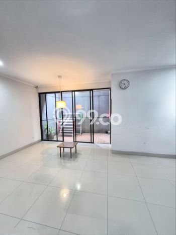 Jual Rumah Mewah Elegan Dengan View Cantik di Bintaro, Tangerang Selatan Jual Rumah Mewah Elegan Dengan View Cantik di Bintaro, Tangerang Selatan