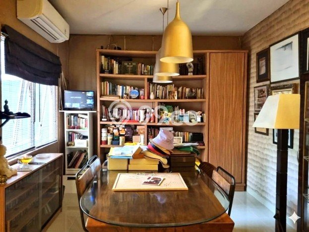 Rumah Elit Modern Tanpa Renovasi di Bintaro Tangerang Selatan Rumah Elit Modern Tanpa Renovasi di Bintaro Tangerang Selatan