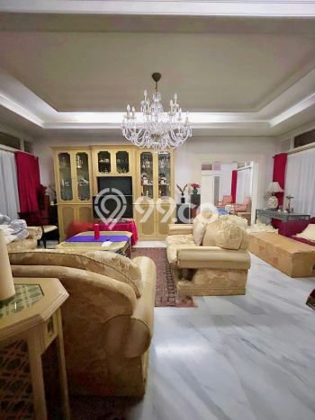 Rumah Mewah Siap Huni LT 465m2 di Pancoran, Jakarta Selatan Rumah Mewah Siap Huni LT 465m2 di Pancoran, Jakarta Selatan