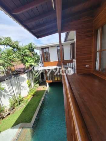 Dijual Rumah Mewah Elegan Dengan View Eksklusif di Sektor 9-Bintaro, Tangerang Selatan Dijual Rumah Mewah Elegan Dengan View Eksklusif di Sektor 9-Bintaro, Tangerang Selatan