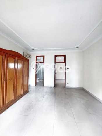 Jual Rumah Luas Megah Dengan View Eksklusif di Pondok Pinang, Jakarta Selatan Jual Rumah Luas Megah Dengan View Eksklusif di Pondok Pinang, Jakarta Selatan