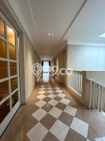 Rumah Elit Modern Tanpa Renovasi di Pondok Pinang Jakarta Selatan Rumah Elit Modern Tanpa Renovasi di Pondok Pinang Jakarta Selatan
