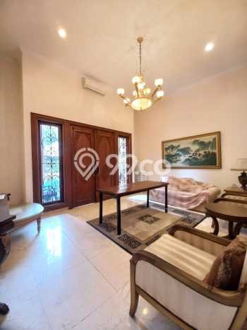 Rumah Luxury Modern Siap Huni di Bintaro Jakarta Selatan Rumah Luxury Modern Siap Huni di Bintaro Jakarta Selatan