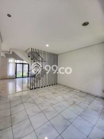 Hunian Mewah LB 650m2 Siap Pakai Desain Elegan di Bintaro, Jakarta Selatan Hunian Mewah LB 650m2 Siap Pakai Desain Elegan di Bintaro, Jakarta Selatan