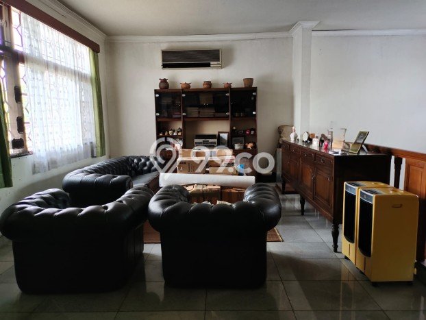 Rumah Luxury Modern Siap Huni di Cinere Jakarta Selatan Rumah Luxury Modern Siap Huni di Cinere Jakarta Selatan