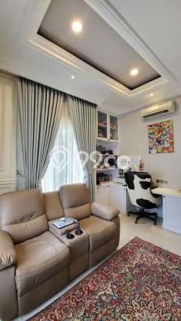 Hunian Mewah LB 500m2 Siap Huni Desain Elegan di Sektor 7-Bintaro, Tangerang Selatan Hunian Mewah LB 500m2 Siap Huni Desain Elegan di Sektor 7-Bintaro, Tangerang Selatan
