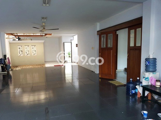 For Sale! Luxury House LT 1235m2 Desain Modern di Pondok Pinang For Sale! Luxury House LT 1235m2 Desain Modern di Pondok Pinang