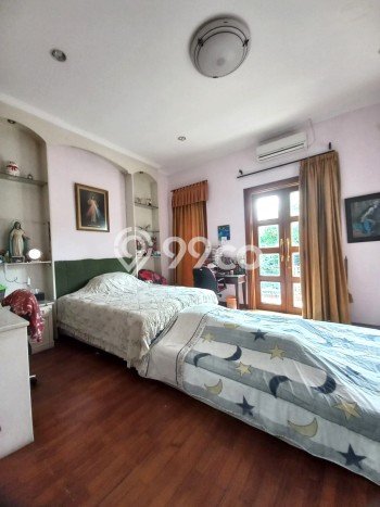 Rumah Luxury Modern Siap Huni di Bintaro Jakarta Selatan Rumah Luxury Modern Siap Huni di Bintaro Jakarta Selatan