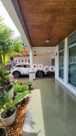 Rumah Luxury Best Location di Tangerang Selatan, Banten Rumah Luxury Best Location di Tangerang Selatan, Banten