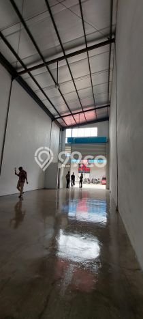 Gudang Bagus Dijual LB 90m2 Lokasi Strategis Tangerang Area Cocok untuk Bisnis Gudang Bagus Dijual LB 90m2 Lokasi Strategis Tangerang Area Cocok untuk Bisnis