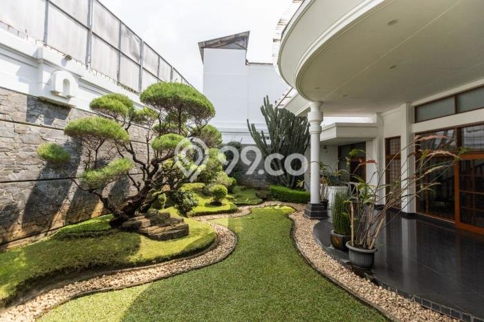 Jual Rumah Luas Megah Dengan View Eksklusif di Bandung Kota, Bandung Jual Rumah Luas Megah Dengan View Eksklusif di Bandung Kota, Bandung