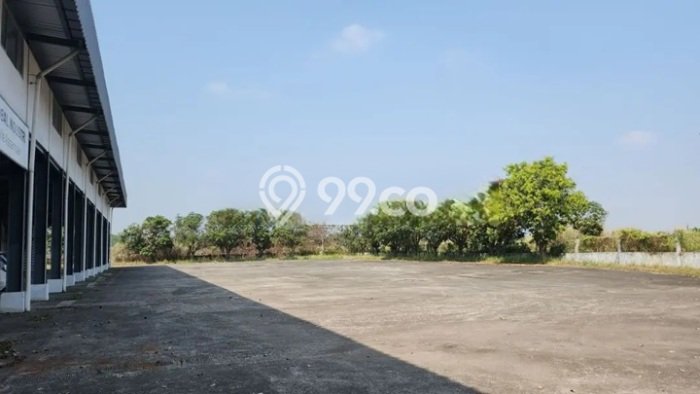 FOR SALE! Pabrik di Cileungsi Bogor, LT 184885m2, LB 9144m2 FOR SALE! Pabrik di Cileungsi Bogor, LT 184885m2, LB 9144m2