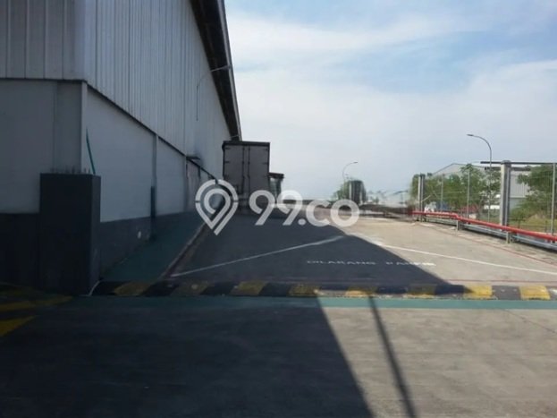 Unit Pabrik Dijual di Bekasi LT 7560m2 & LB 4285m2 Unit Pabrik Dijual di Bekasi LT 7560m2 & LB 4285m2