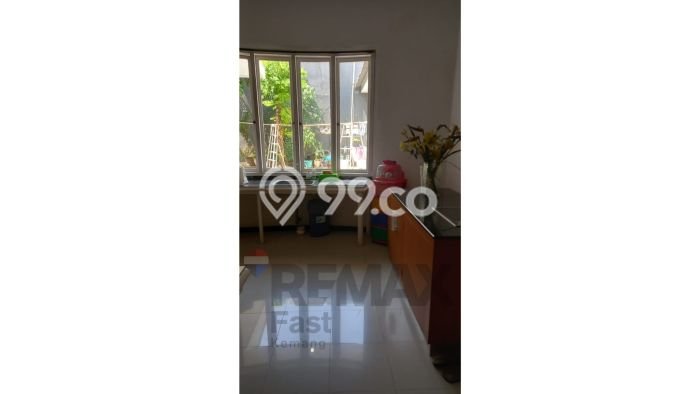 Rumah Luxury Modern Tanpa Renovasi di Surabaya Kota Surabaya Rumah Luxury Modern Tanpa Renovasi di Surabaya Kota Surabaya