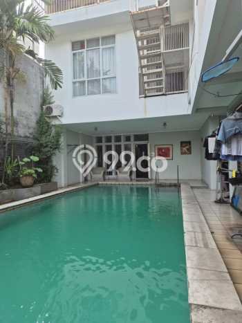 Rumah Mewah LB 1300m2 Siap Pakai Desain Elegan di Bangka, Jakarta Selatan Rumah Mewah LB 1300m2 Siap Pakai Desain Elegan di Bangka, Jakarta Selatan