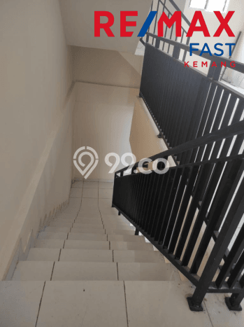 Disewakan Ruko di Kawasan Ramai Kemang Luas 225m2 Disewakan Ruko di Kawasan Ramai Kemang Luas 225m2