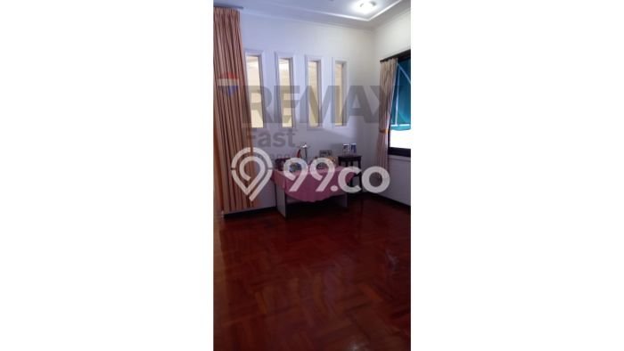 Rumah Luxury Modern Tanpa Renovasi di Surabaya Kota Surabaya Rumah Luxury Modern Tanpa Renovasi di Surabaya Kota Surabaya