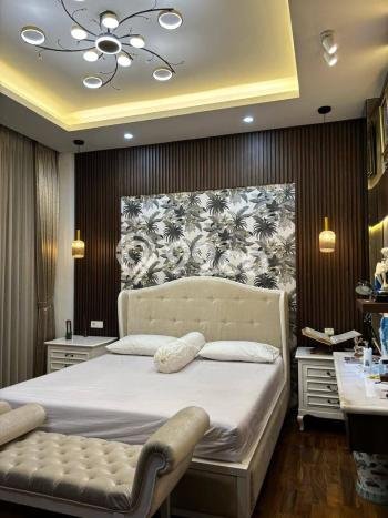 Hunian Elit LB 500m2 Siap Pakai Desain Elegan di Gading Serpong, Tangerang Hunian Elit LB 500m2 Siap Pakai Desain Elegan di Gading Serpong, Tangerang