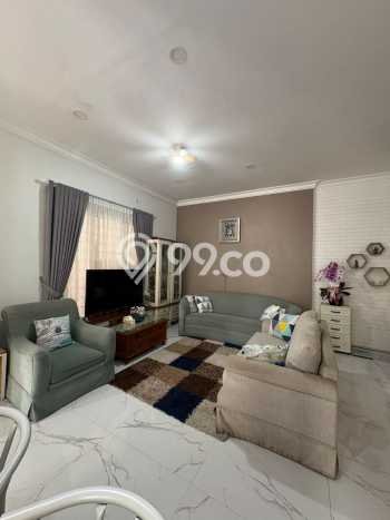 Jual Rumah Favorit Siap Huni LB 250m2 di BSD, Tangerang Selatan Jual Rumah Favorit Siap Huni LB 250m2 di BSD, Tangerang Selatan