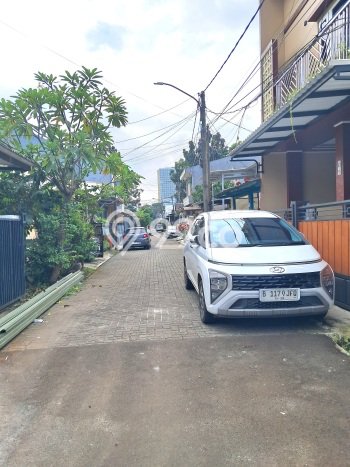 Rumah Modern 2 KT di Gading Serpong Tangerang Unfurnished Rumah Modern 2 KT di Gading Serpong Tangerang Unfurnished