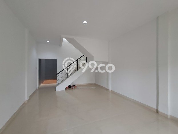 Ruko Dijual di Tangerang LT 63m2 & LB 95m2 Lokasi Terbaik! Ruko Dijual di Tangerang LT 63m2 & LB 95m2 Lokasi Terbaik!