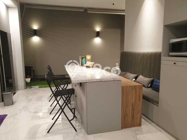 Hunian Mewah LB 570m2 Siap Huni Desain Elegan di Summarecon Serpong, Tangerang Hunian Mewah LB 570m2 Siap Huni Desain Elegan di Summarecon Serpong, Tangerang